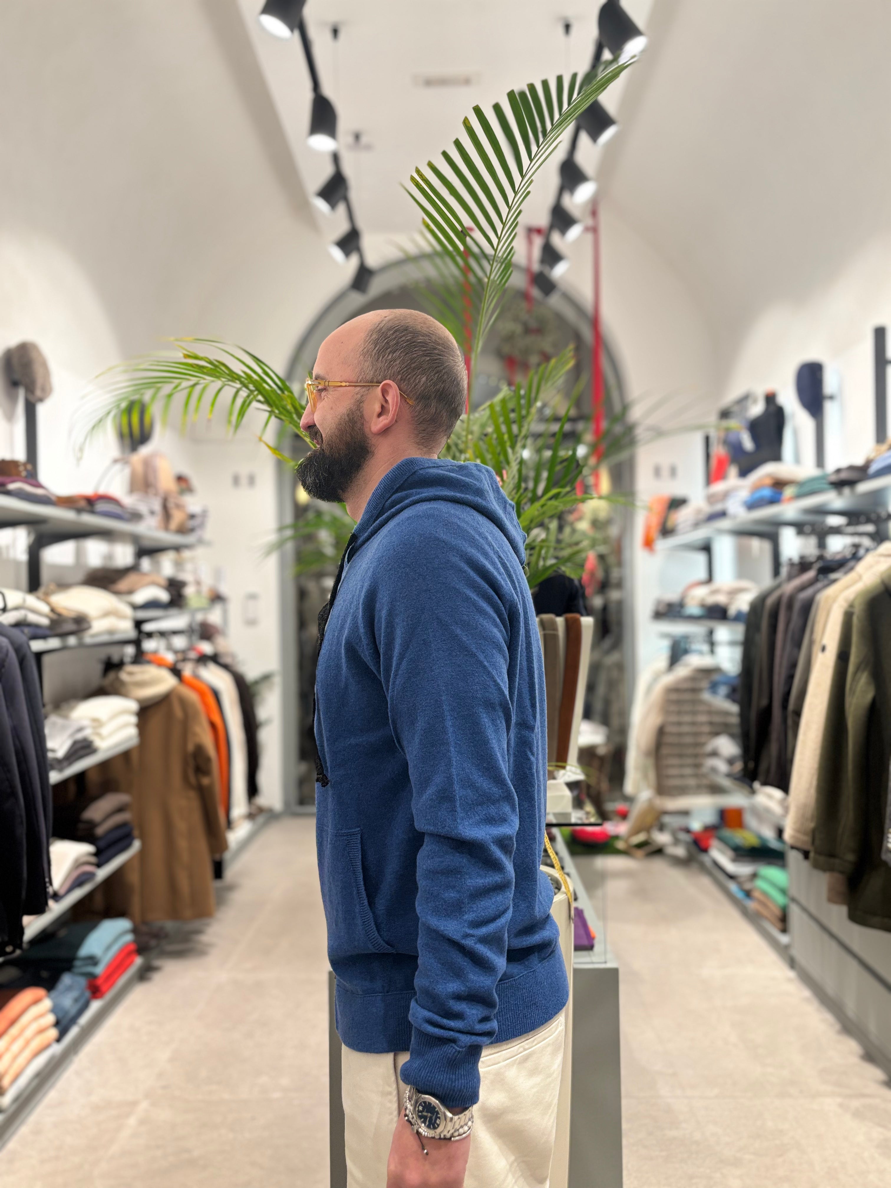 RETOIS FELPA IN LANA CON ZIP E CAPPUCCIO COBALTO