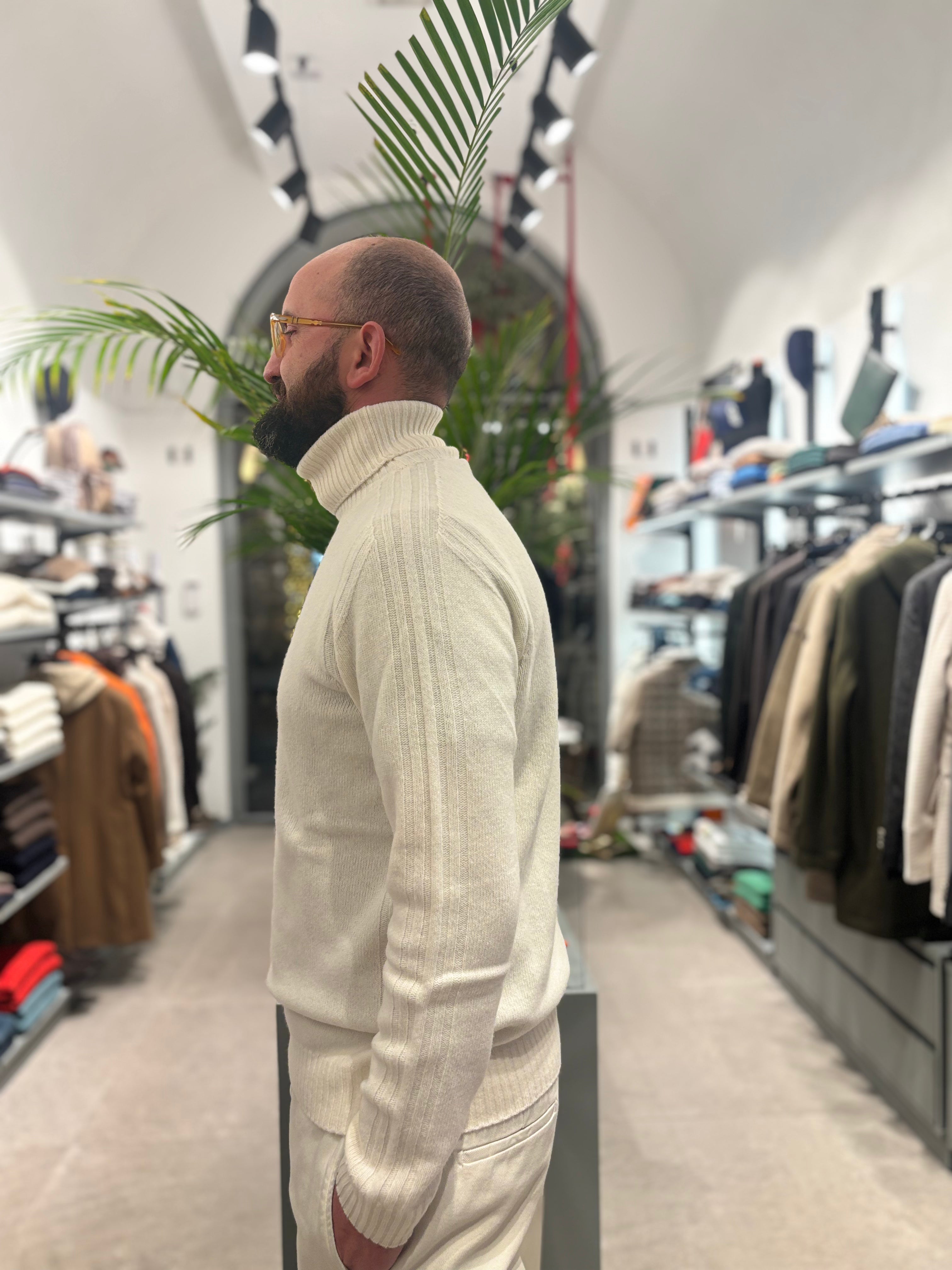 RETOIS DOLCEVITA IN LANA BIANCO