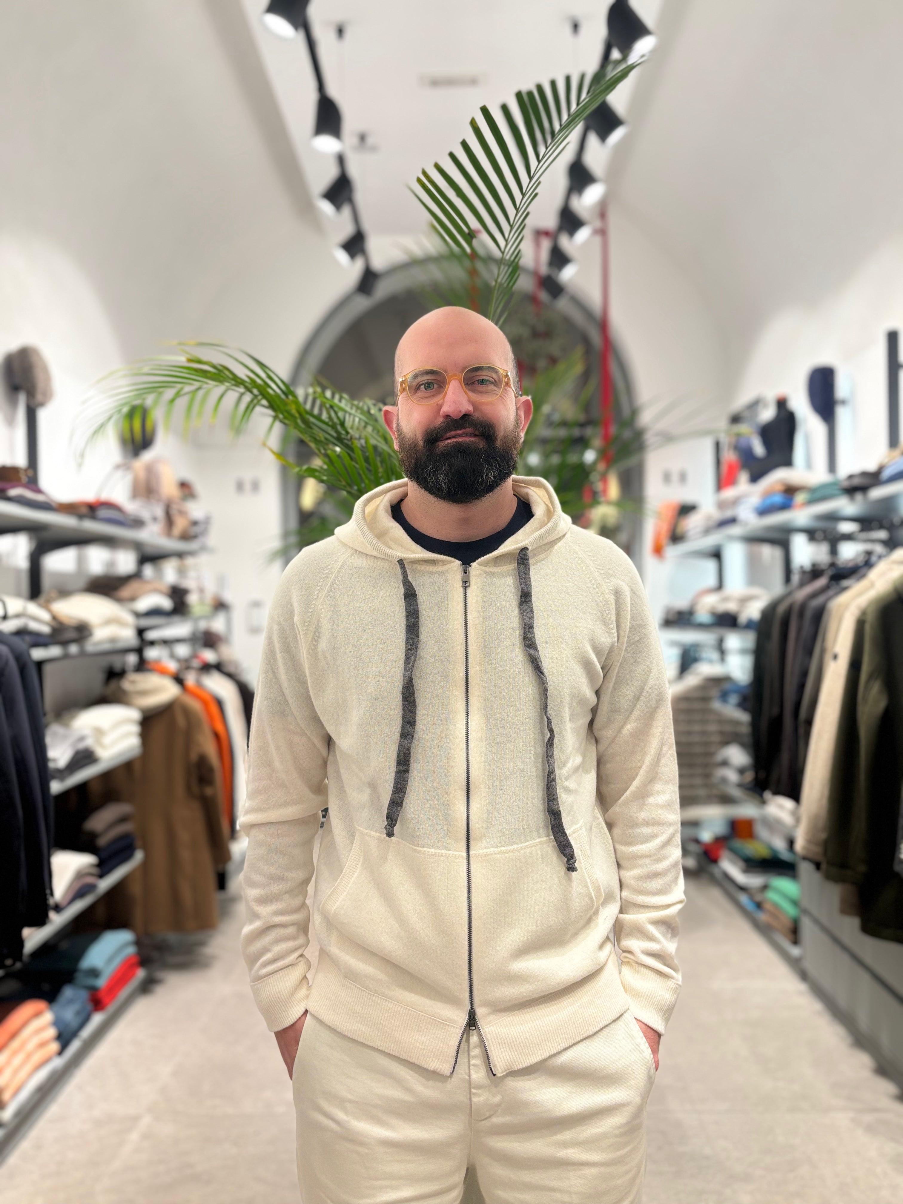 RETOIS FELPA IN LANA CON ZIP E CAPPUCCIO BIANCO