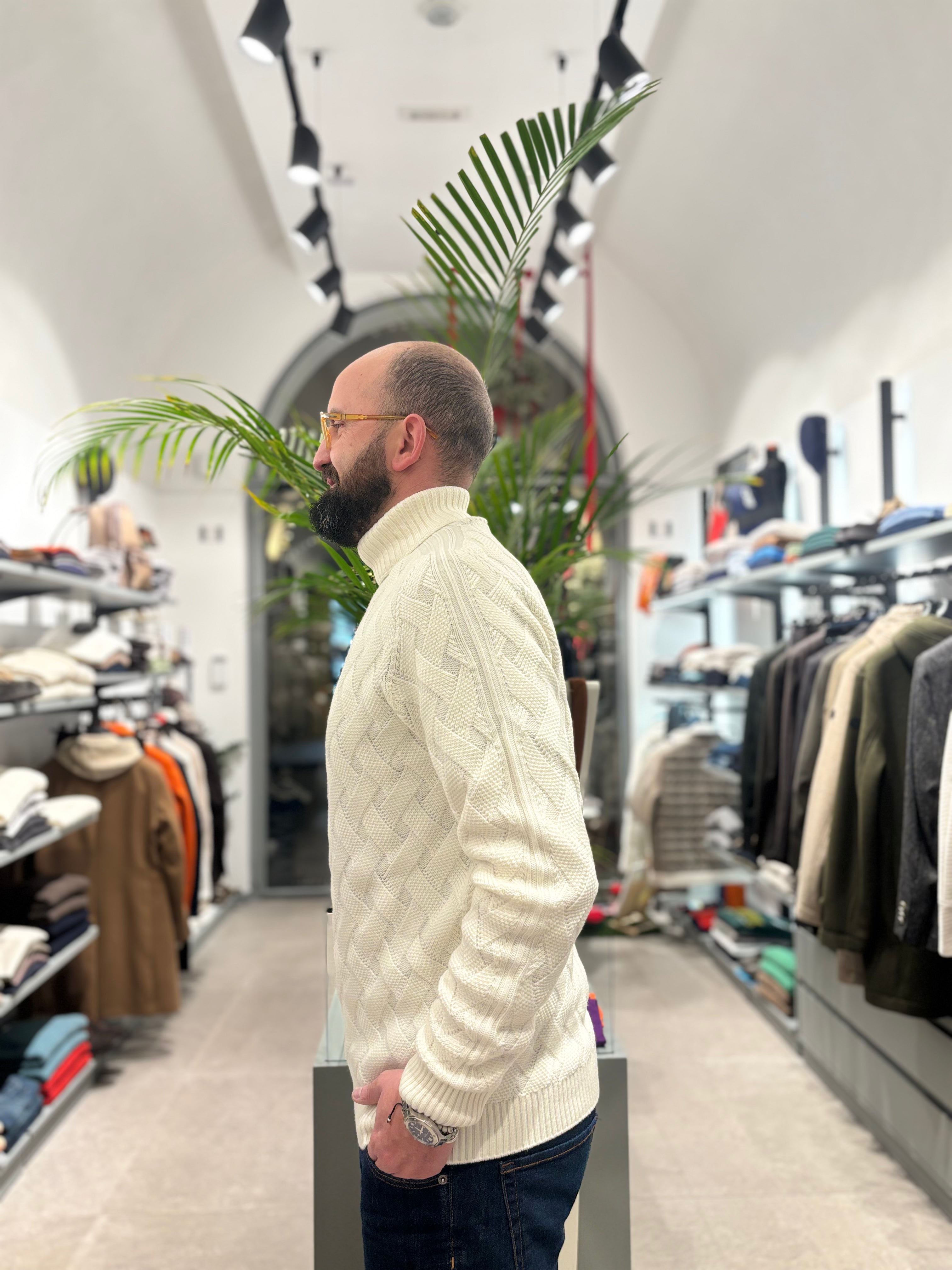 AROVESCIO DOLCEVITA IN LANA PUNTO CANESTRO BIANCO