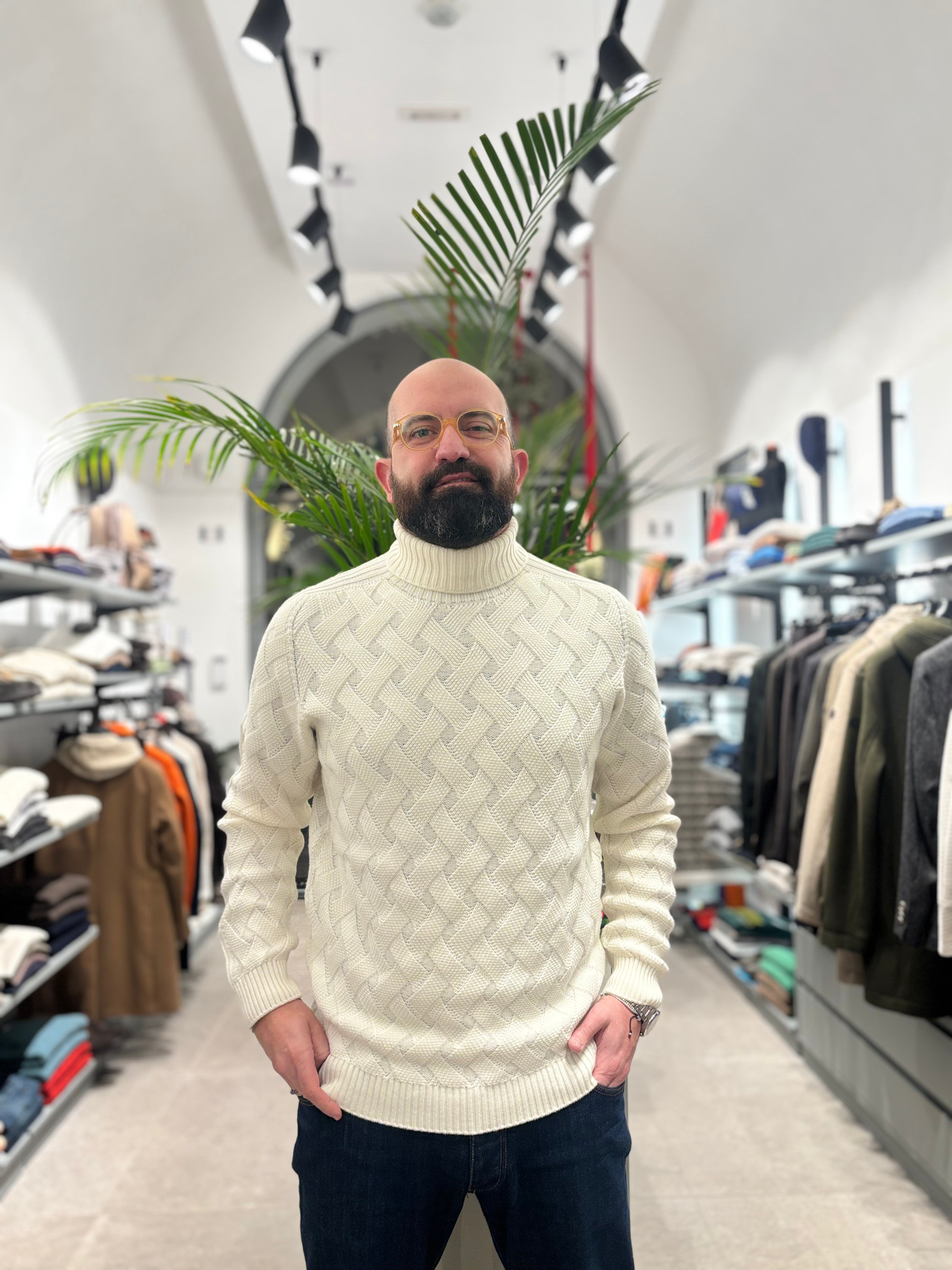 AROVESCIO DOLCEVITA IN LANA PUNTO CANESTRO BIANCO