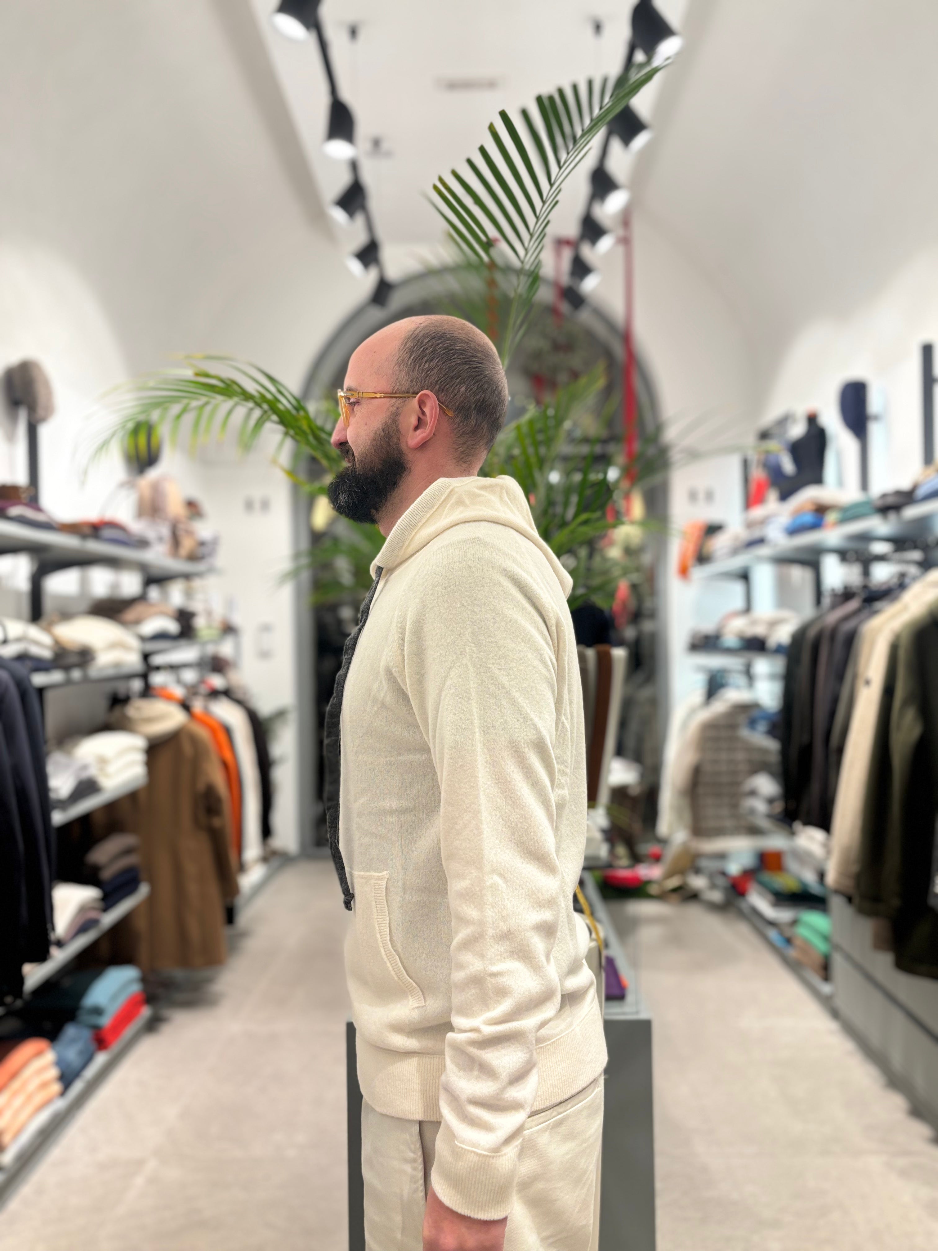 RETOIS FELPA IN LANA CON ZIP E CAPPUCCIO BIANCO